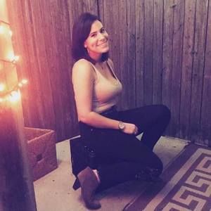 Meet your Posher, Kateri